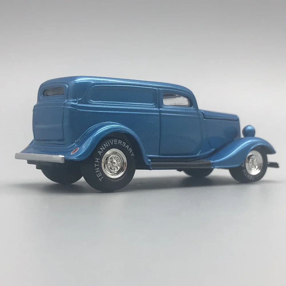 Johnny Lightning 1933 '33 Ford Delivery Car Blue Diecast 1/64 Scale Rubber Tires
